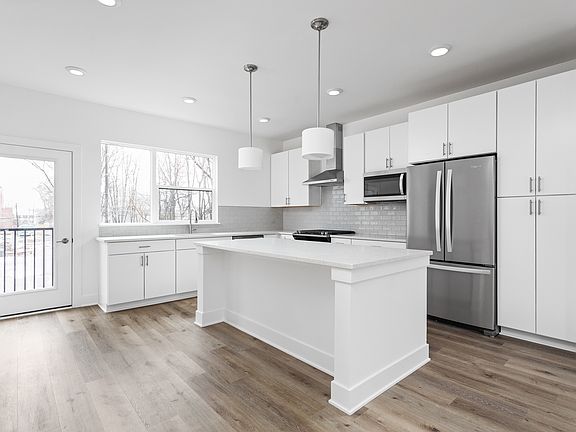 3rd image of 505 Fulton St #Ob3b6d