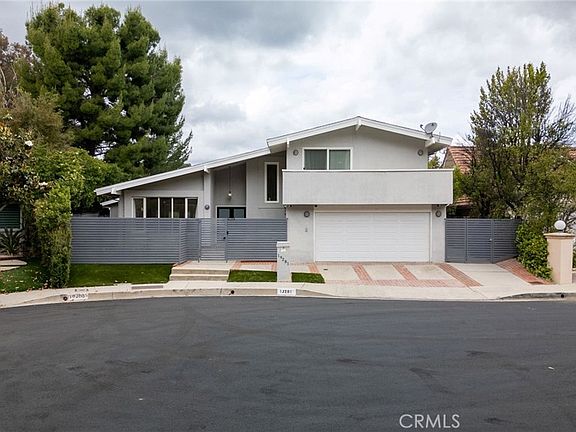 3rd image of 19281 Berclair Ln
