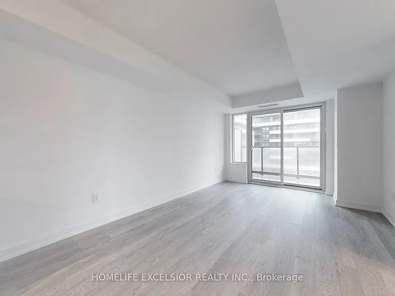 1435 Celebration Dr #405 — Photo 4
