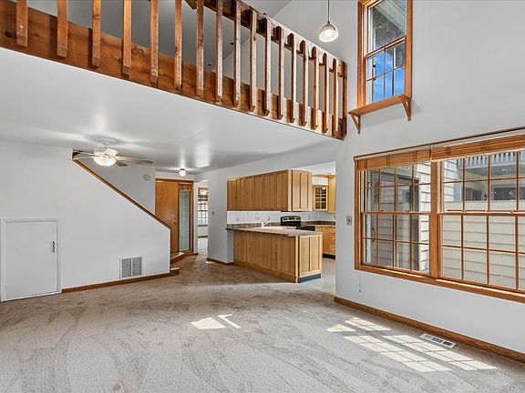 2nd image of 722 Shepard Ct #0
