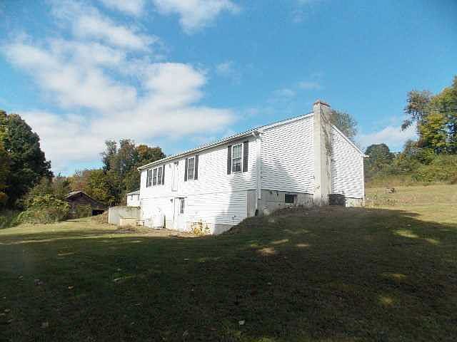 2nd image of 30-32 Rock City Rd