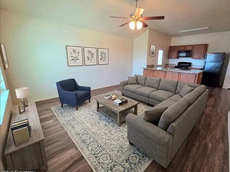 3315 Stonewall Dr #A — Photo 2