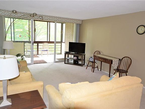 5th image of 25801 Lake Shore Blvd APT 30