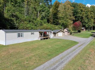 55 Picket Ln, Sylva, NC 28779
