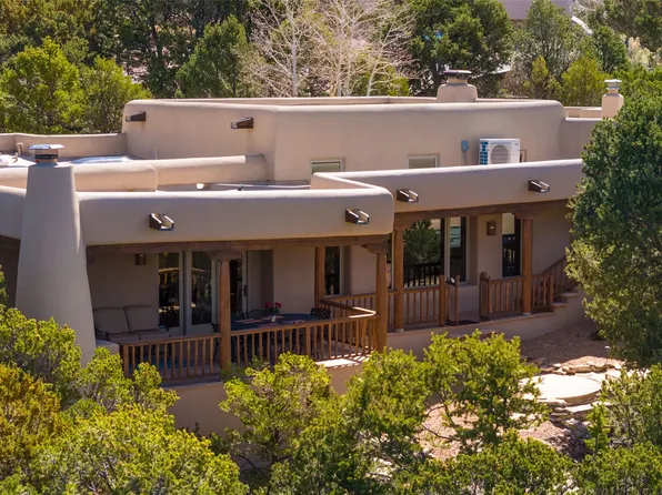 2034 Senda De Andres, Santa Fe, NM 87501