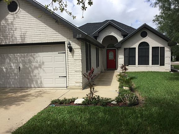4th image of 210 S Ed Carey Dr