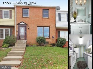 17925 Hickory Ln, Hagerstown, MD 21740