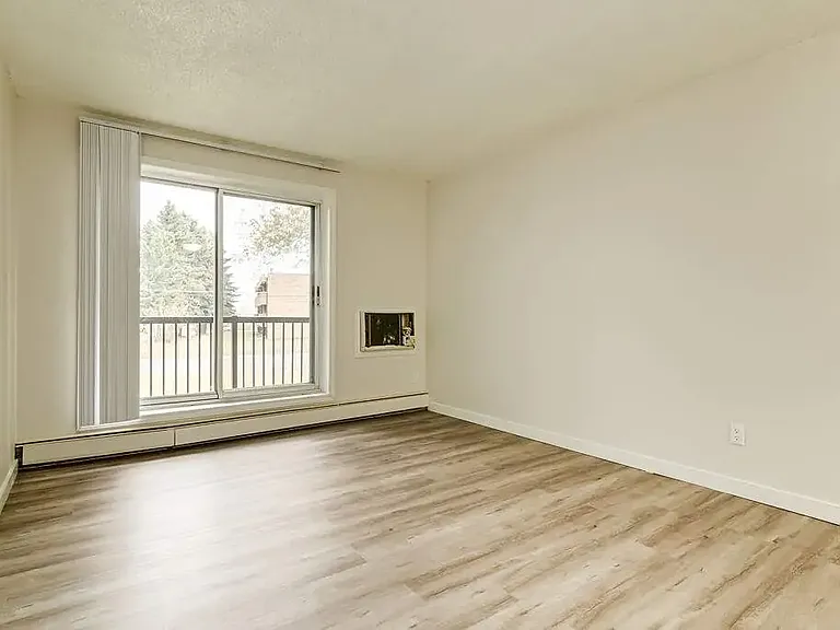 4506 45th Ave — Photo 15