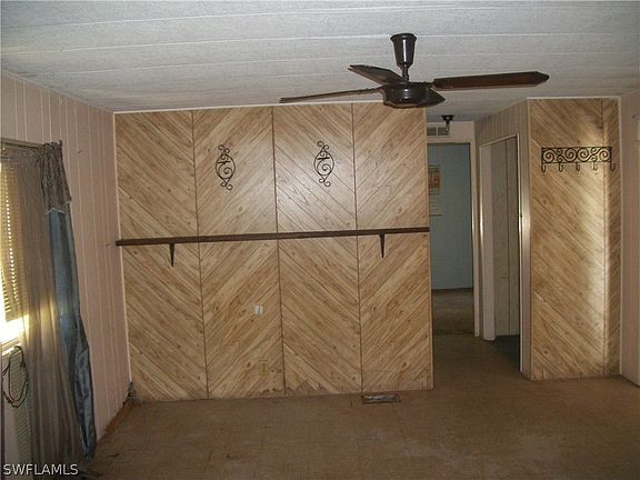 5th image of 542 Avenue F NW