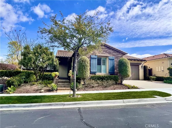 33 Lindura St, Mission Viejo, CA 92694