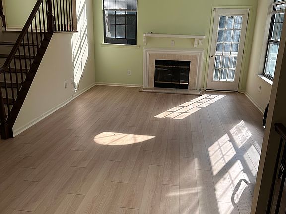 5th image of 5207 Stonehedge Rd
