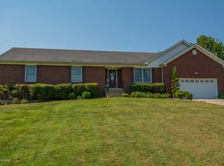 710 Cliffside Dr, Shepherdsville, KY 40165