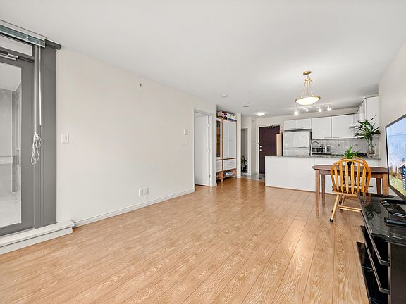 5th image of 8100 Saba Rd #905