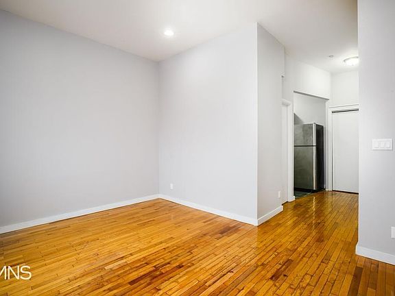 4th image of 657 Meeker Ave APT Ph