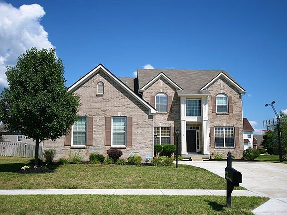 3rd image of 8717 N Commonview Dr