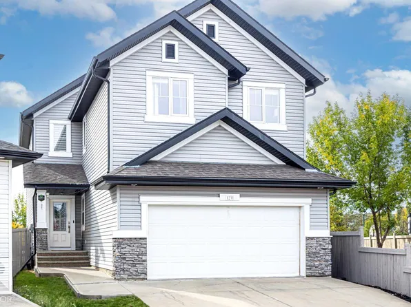 1231 37a Ave NW, Edmonton, AB T6T 0G3