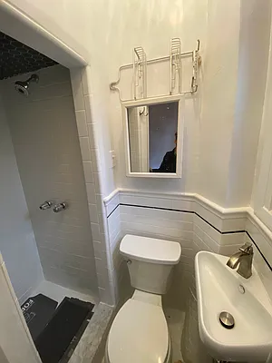 Rented by Frank Galeano Licensed Real Estate Broker INC | media 5