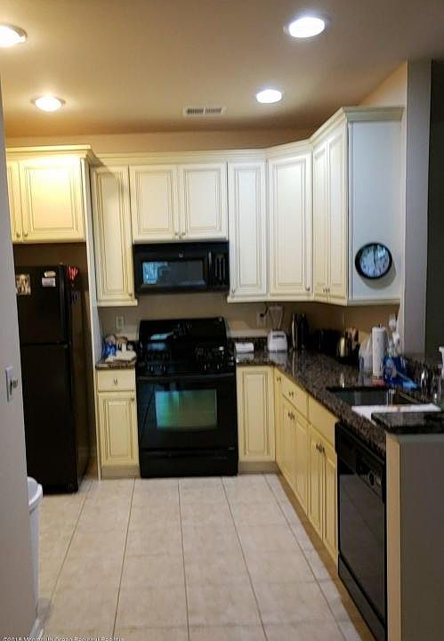 1st image of 213 Sophee Ln #1000