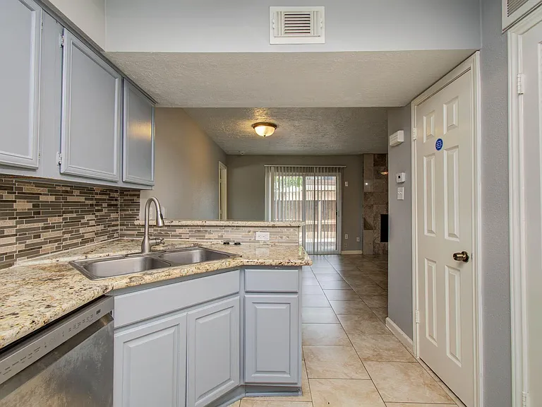 10555 Turtlewood Ct #2802 — Photo 19