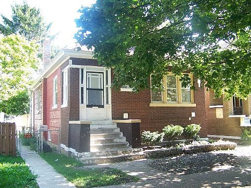 1st image of 2821 S Cuyler Ave