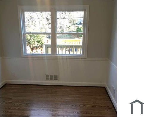 2nd image of 945 Saint Agnes Ln