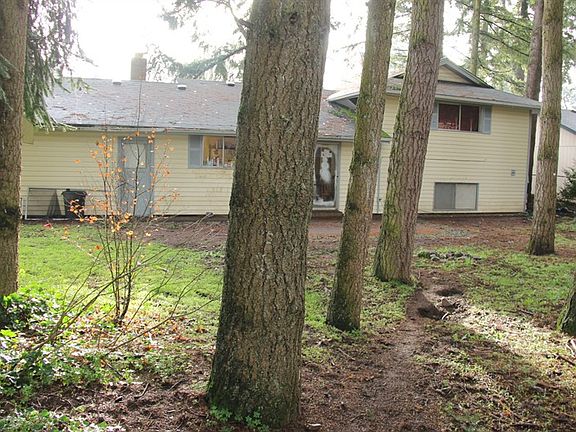 2nd image of 14516 NE Juniper Ave