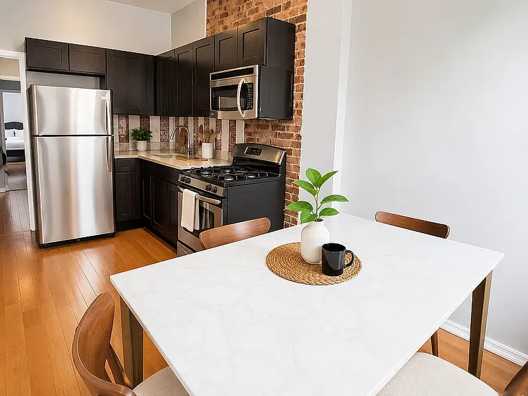 213 Hull St #2A — Photo 2
