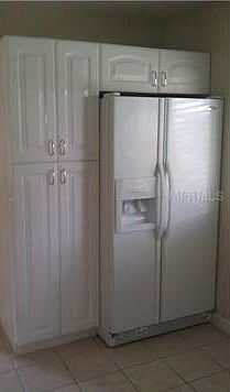 5th image of 909 N Bracewell Dr