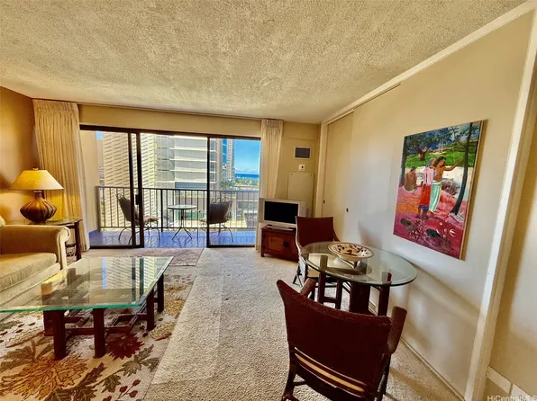 2140 Kuhio Ave APT 1105, Honolulu, HI 96815