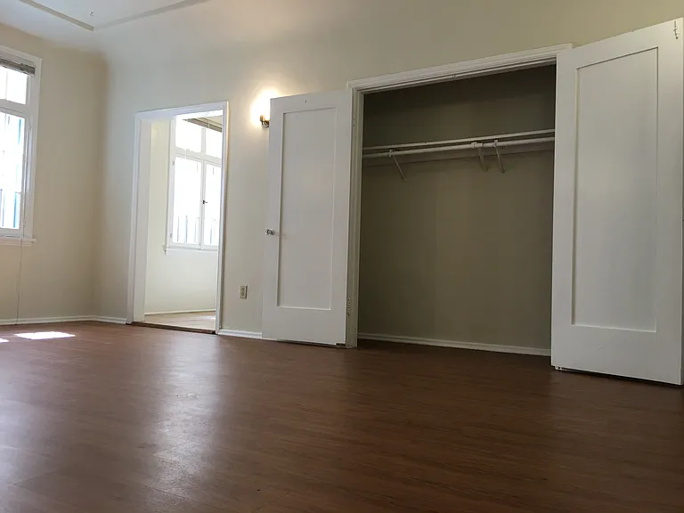 465 S Detroit St #25-106 — Photo 5
