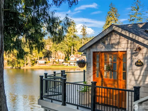 5915 Lagoon Lane NW, Gig Harbor, WA 98335