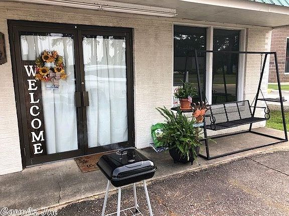 2nd image of 119 Westgate Dr