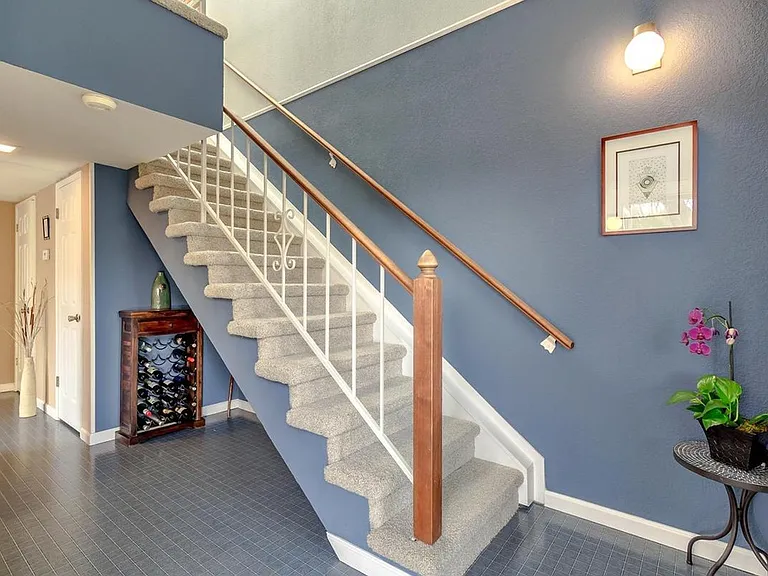 3024 Woods Cir — Photo 5