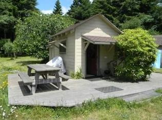 304 Hansen Dr, Fortuna, CA 95540