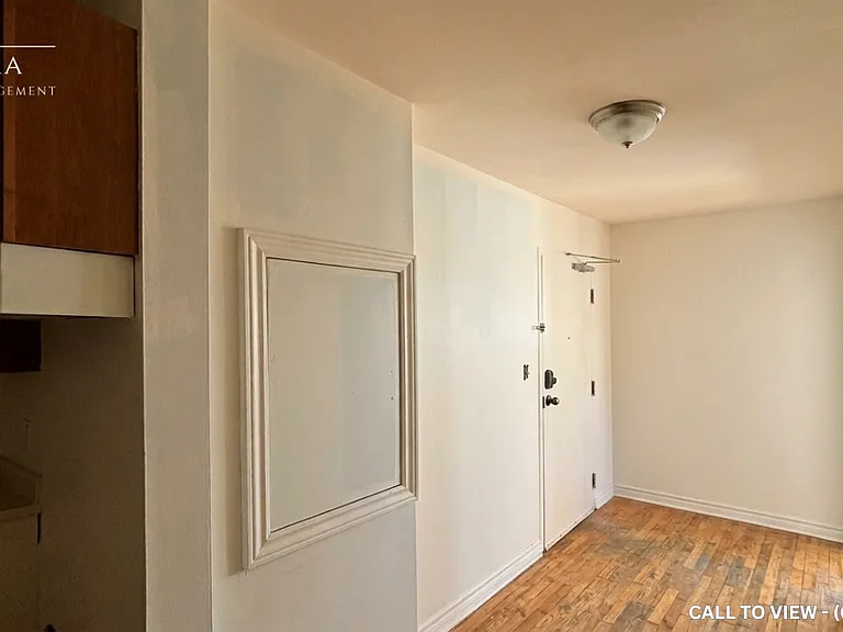 142 Brock St #6 — Photo 4