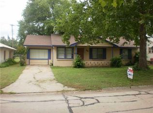 1103 S Locust Dr, Midwest City, OK 73110