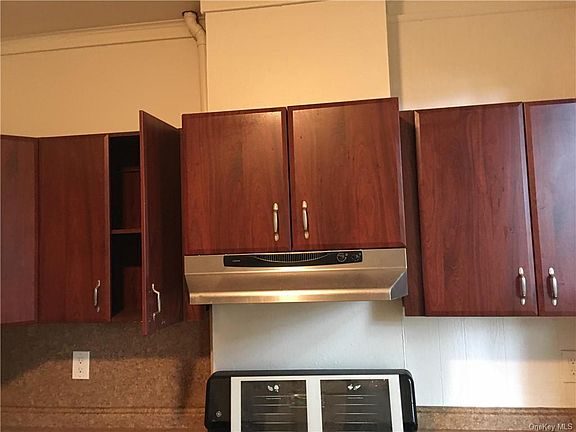 5th image of 128 Renwick St Floor 2