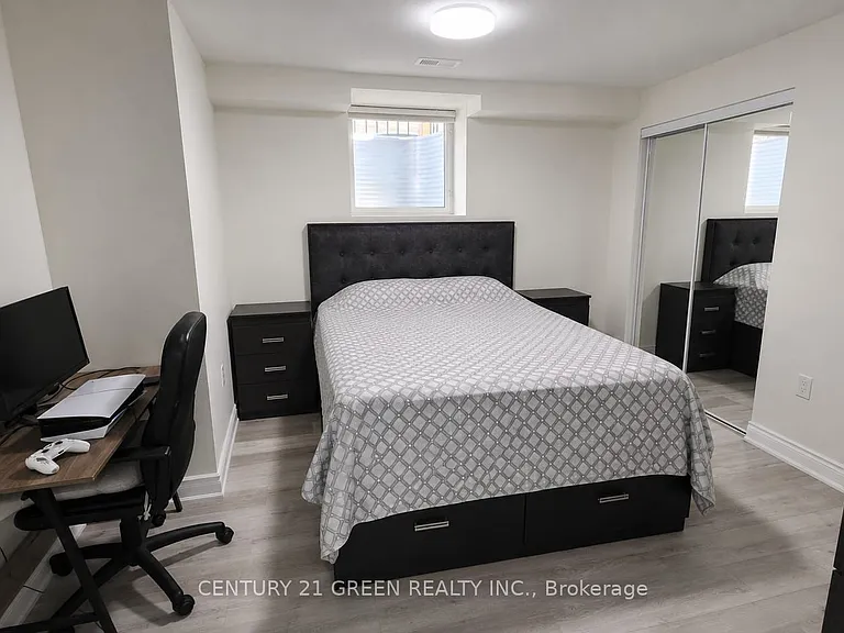 1213 Duignan Cres #BASEMENT — Photo 5