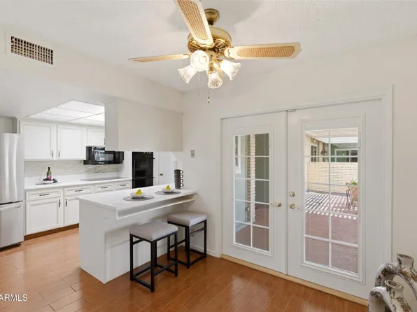 10616 W ROUNDELAY Circle, Sun City, AZ 85351