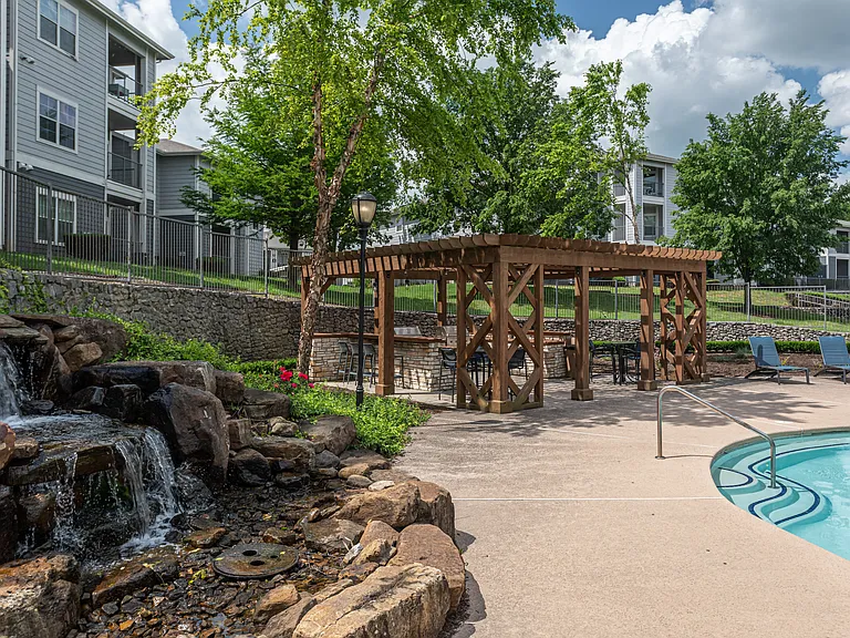 Stoneleigh Centerton Apartments — Photo 12