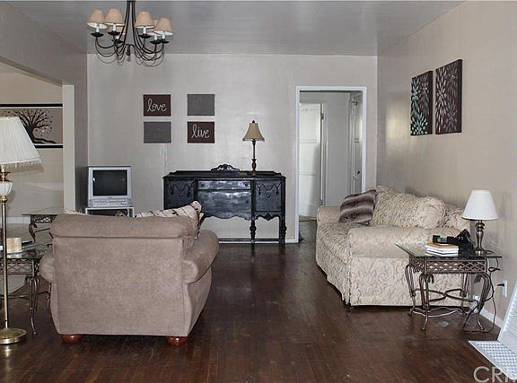 5th image of 10917 Choisser St