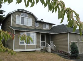 572 Monroe Ave NE, Renton, WA 98056