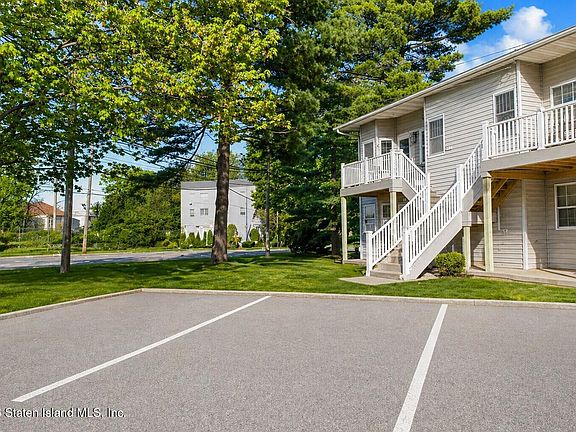 2nd image of 3146 Morley Ave #B