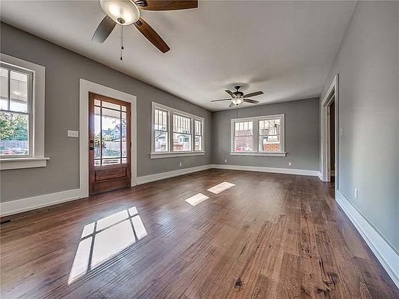 4th image of 2213 N Shartel Ave