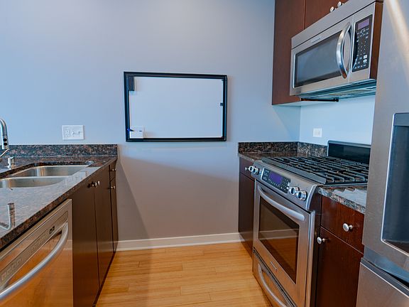 3rd image of 303 W Ohio St #3804