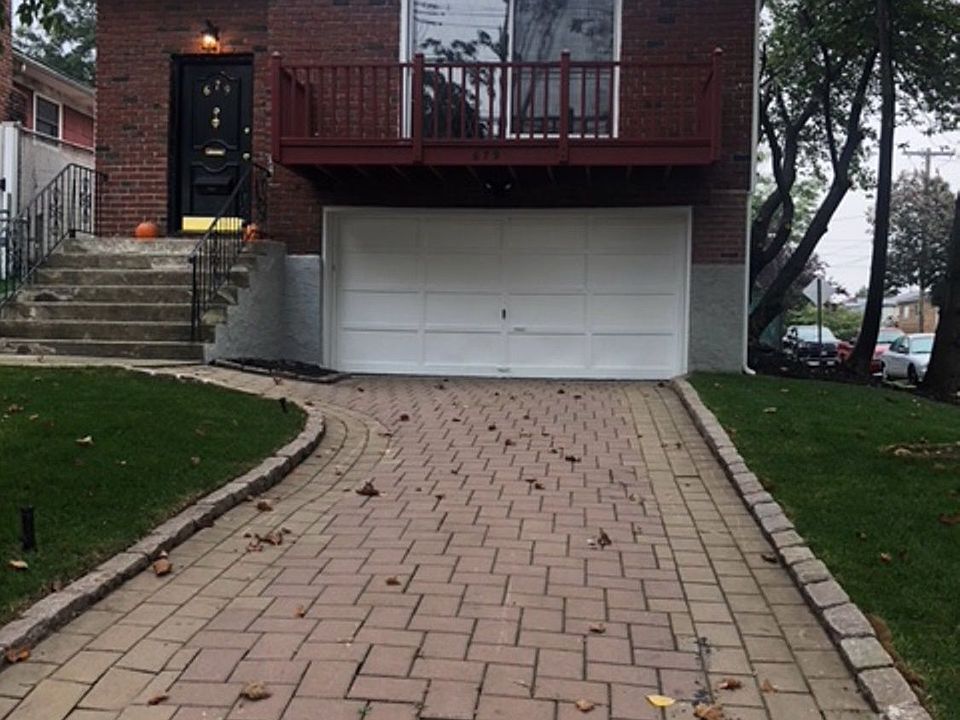 1st image of 679 Huguenot Ave