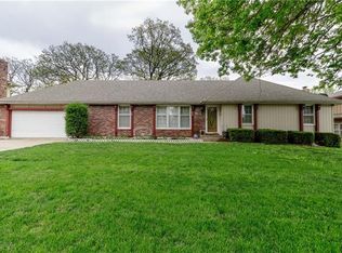 9529 Olmstead Rd, Kansas City, MO 64134