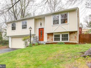 5907 Aplomado Dr, Burke, VA 22015