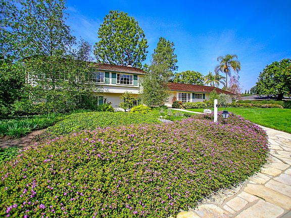 3rd image of 12181 Skyway Dr