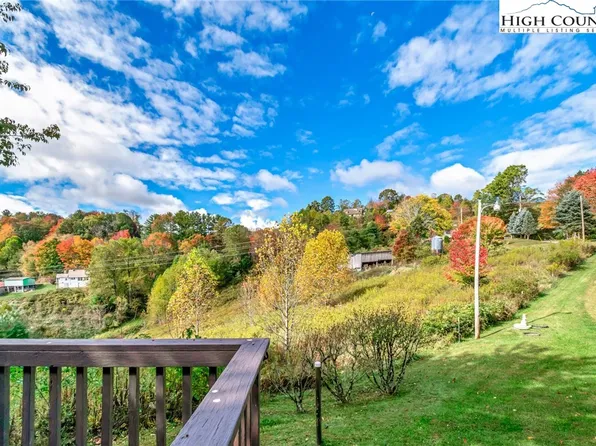 390 Flat Springs Road, Elk Park, NC 28622